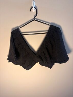 aerie Black Cropped V-Neck Flutter Sleeve Top